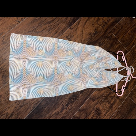 Brand new never been worn with tags FOREVER 21 MINI SUMMER DRESS - Picture 1 of 5